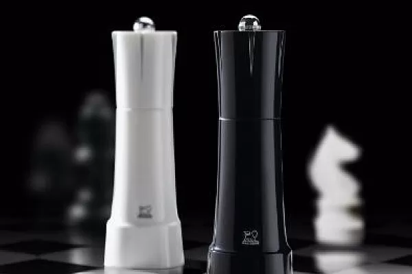 Новинка!  Набор мельниц Duo Chess Peugeot